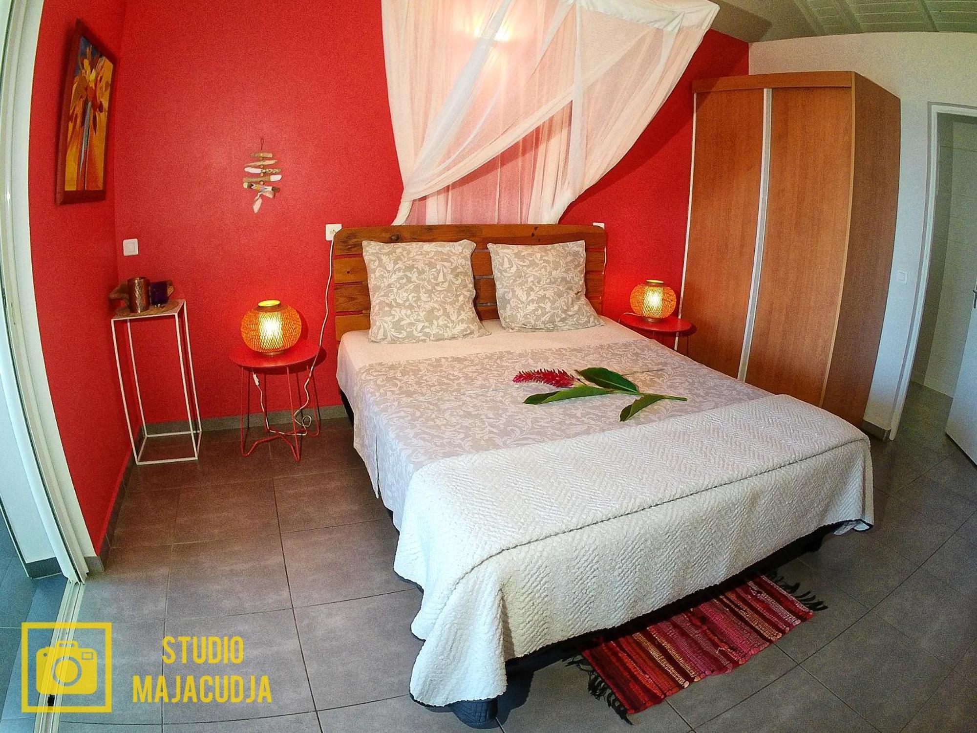 Studio Malacca, Malanga Et Majacudja - O Coeur De Deshaies Bilik gambar